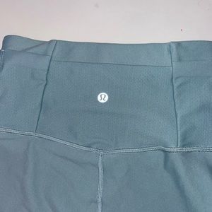 Lululemon rare leggings and color